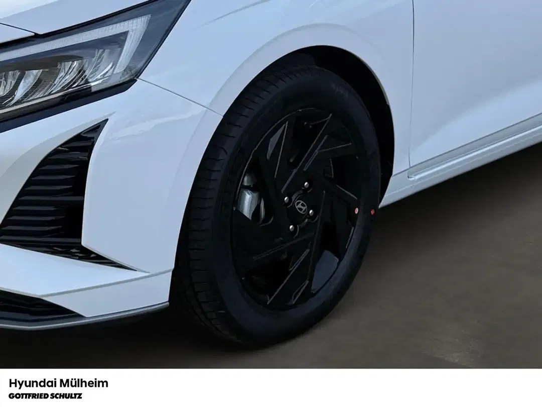 Hyundai i20 - Thumbnail 9