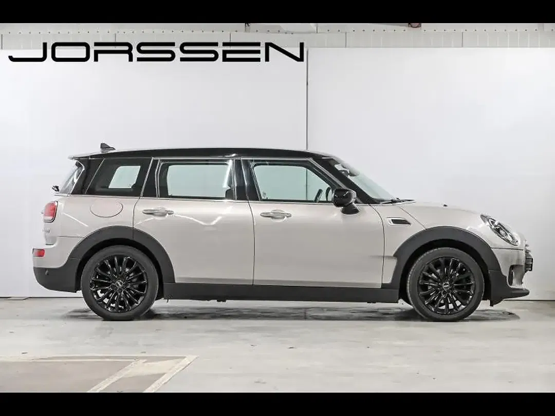 MINI Cooper Clubman - Thumbnail 2