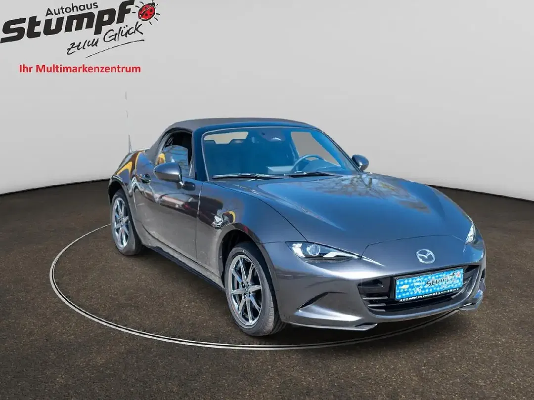 Mazda MX-5 - Thumbnail 3