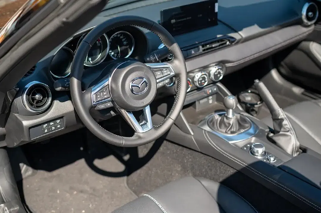 Mazda MX-5 - Thumbnail 7