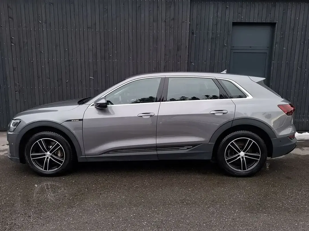 Audi e-tron - Thumbnail 2