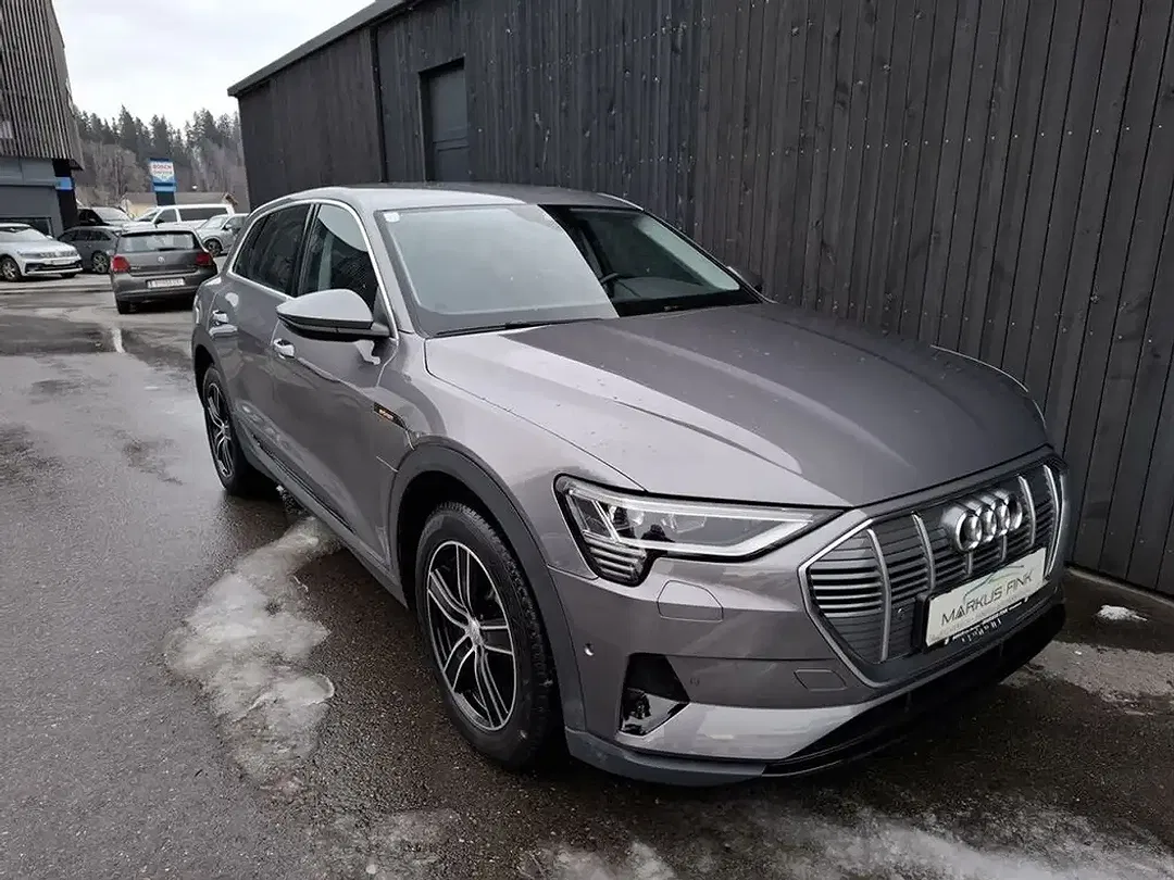 Audi e-tron - Thumbnail 9