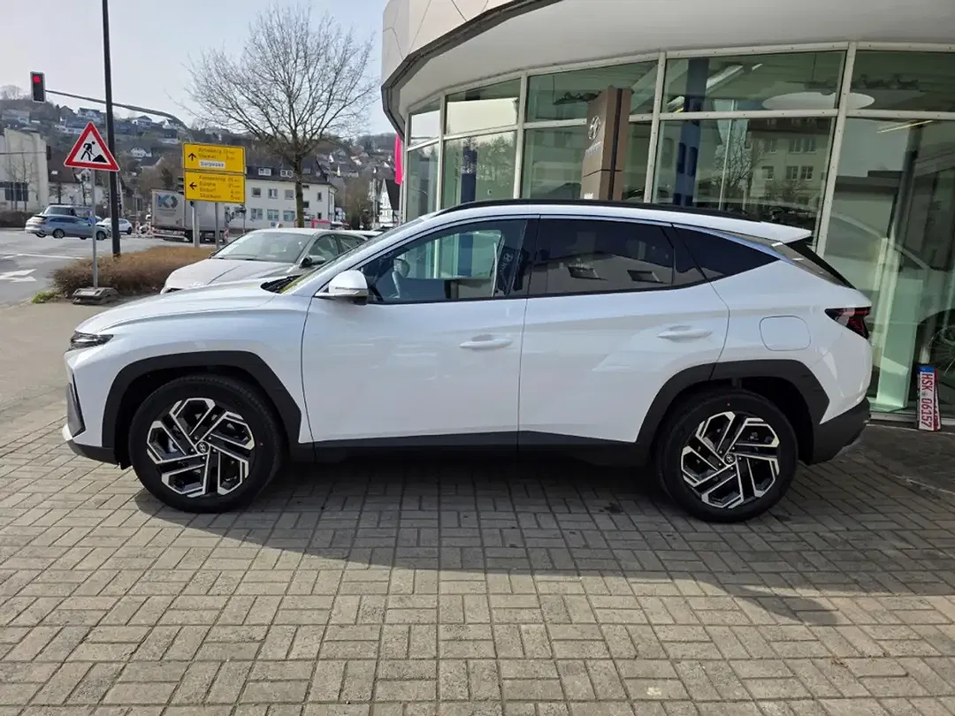 Hyundai TUCSON - Thumbnail 4