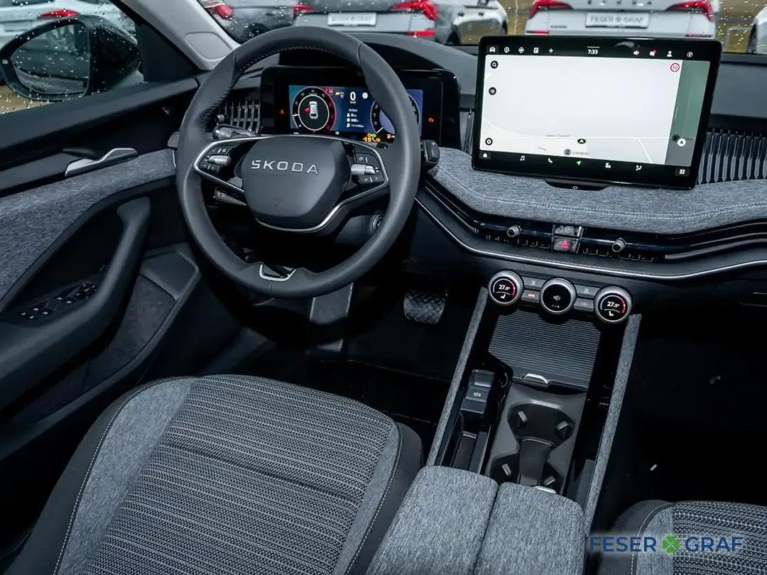 Skoda Superb - Thumbnail 4