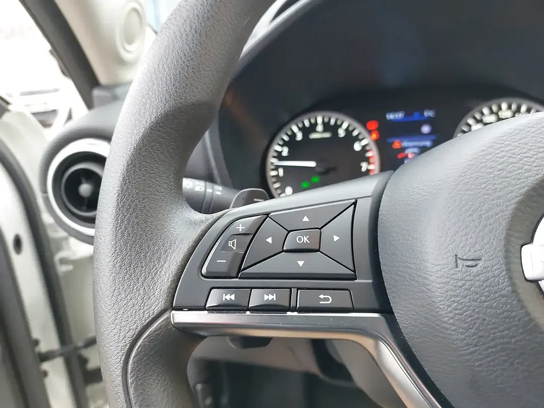 Nissan Juke - Thumbnail 15