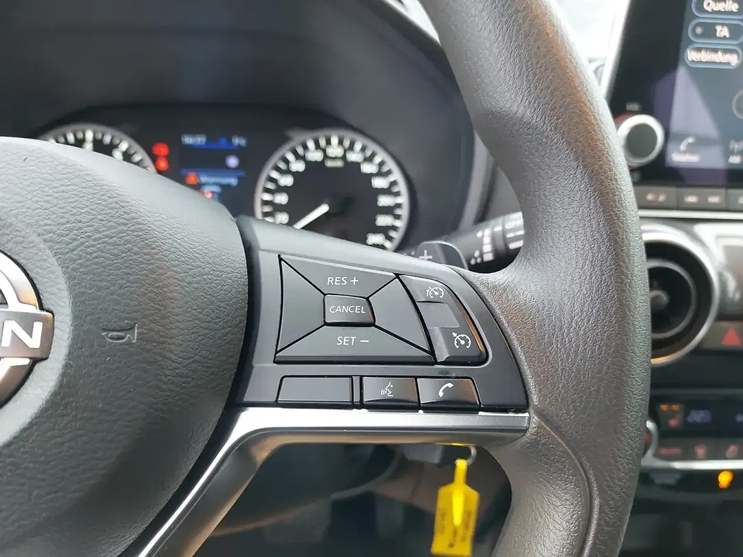 Nissan Juke - Thumbnail 16