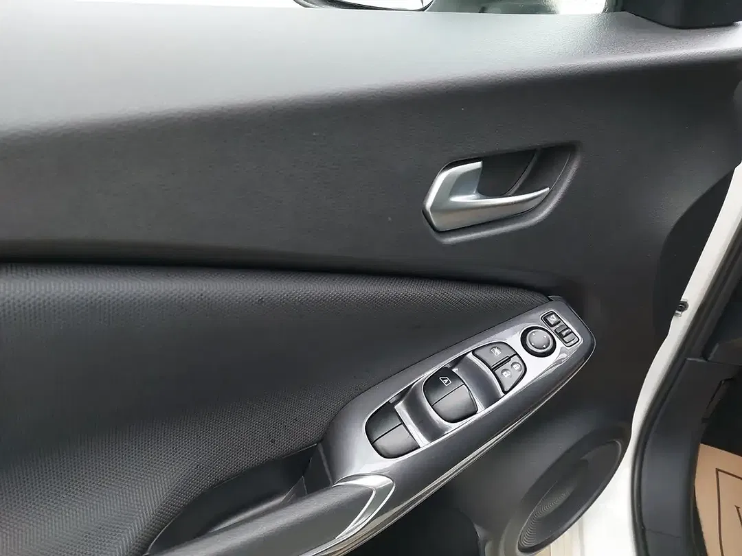 Nissan Juke - Thumbnail 17