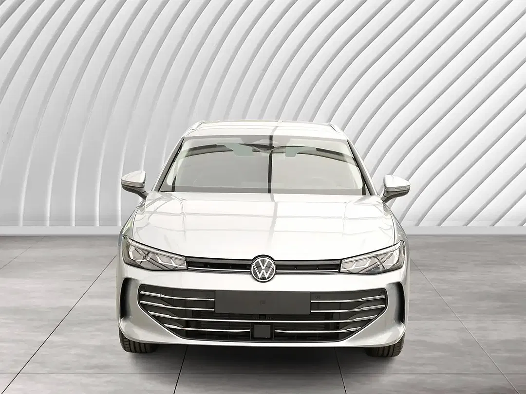 Volkswagen Passat Variant - Thumbnail 2