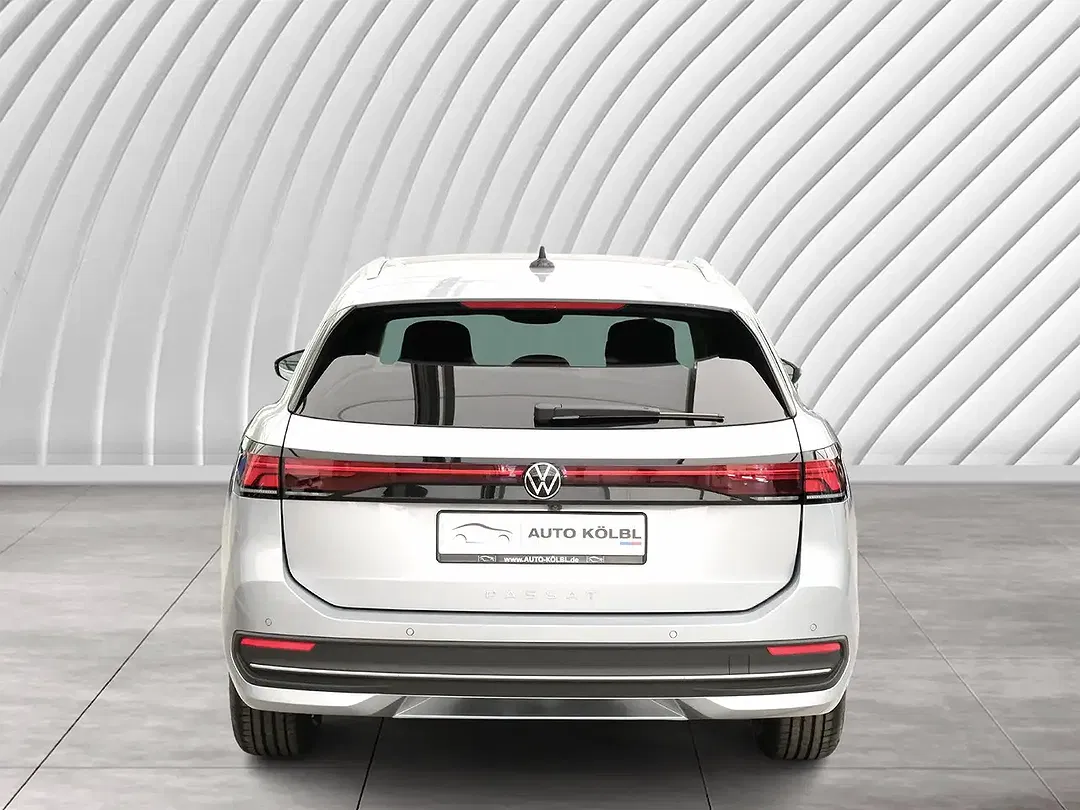 Volkswagen Passat Variant - Thumbnail 3