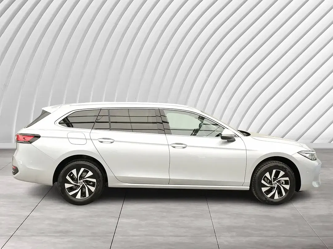 Volkswagen Passat Variant - Thumbnail 6