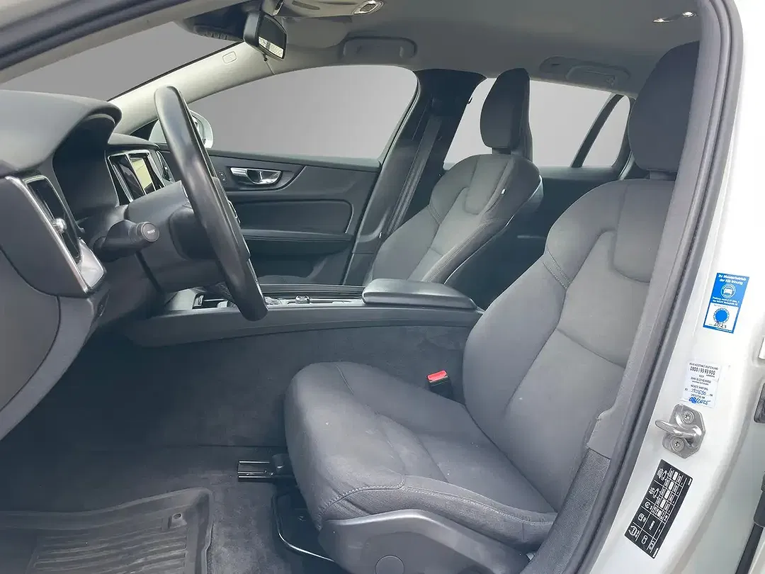 Volvo V60 - Thumbnail 10