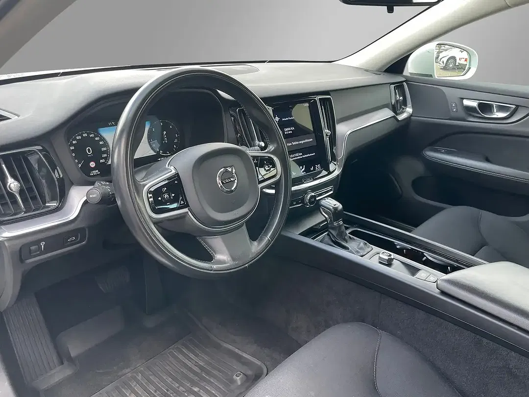 Volvo V60 - Thumbnail 11