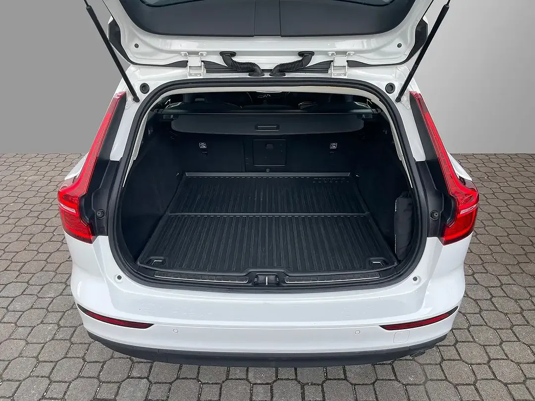 Volvo V60 - Thumbnail 9