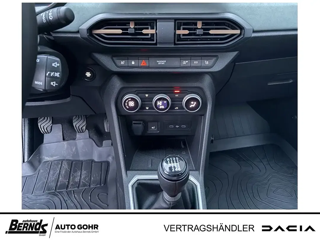 Dacia Sandero - Thumbnail 12