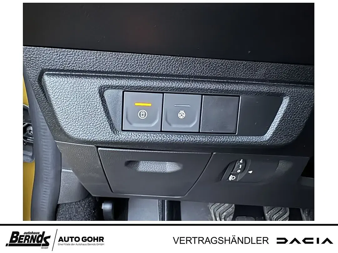 Dacia Sandero - Thumbnail 13
