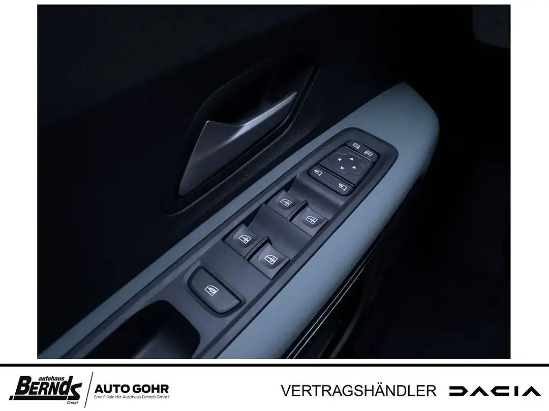 Dacia Sandero - Thumbnail 16