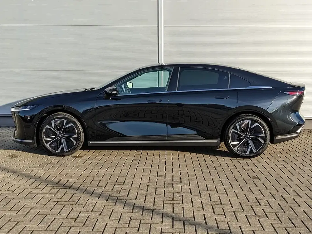Mazda 6e - Thumbnail 3