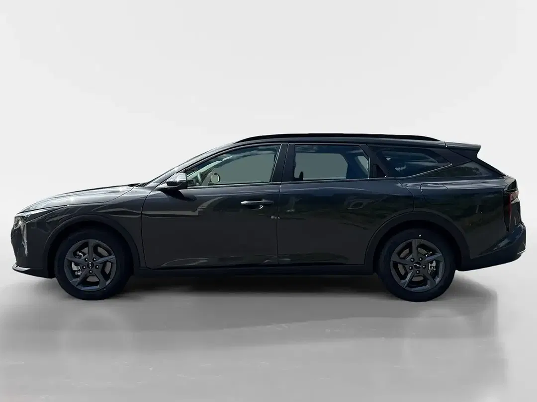 Kia K4 - Thumbnail 3