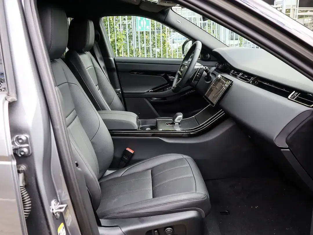 Land Rover Range Rover Evoque - Thumbnail 3