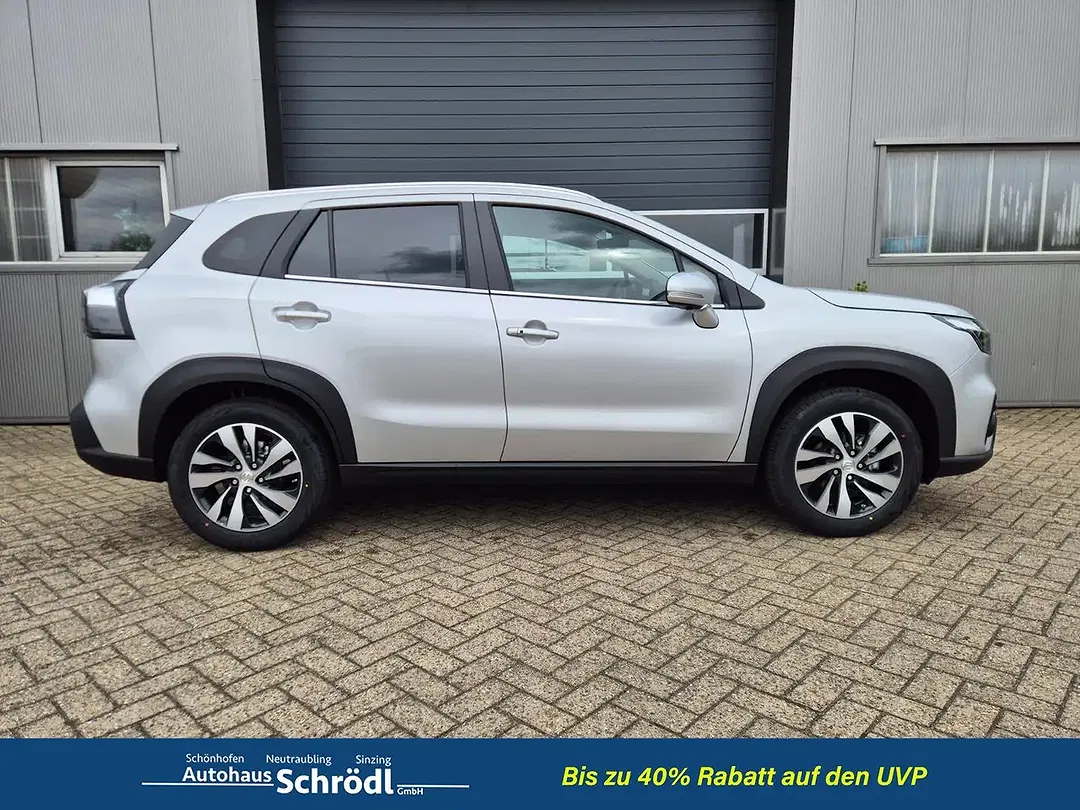 Suzuki S-Cross - Thumbnail 6