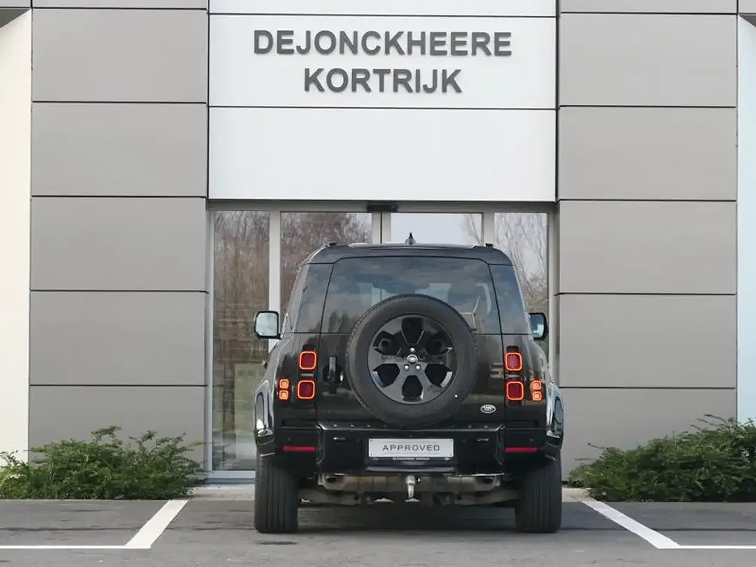 Land Rover Defender - Thumbnail 4
