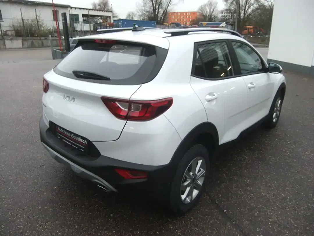 Kia Stonic - Thumbnail 12