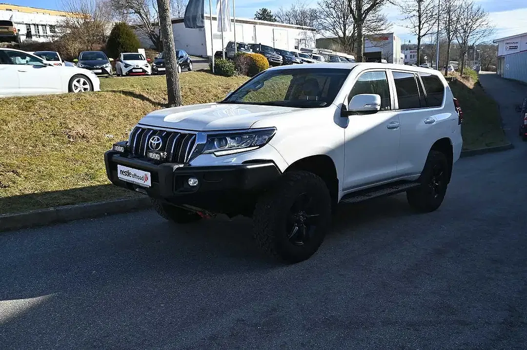 Toyota Land Cruiser 2.8