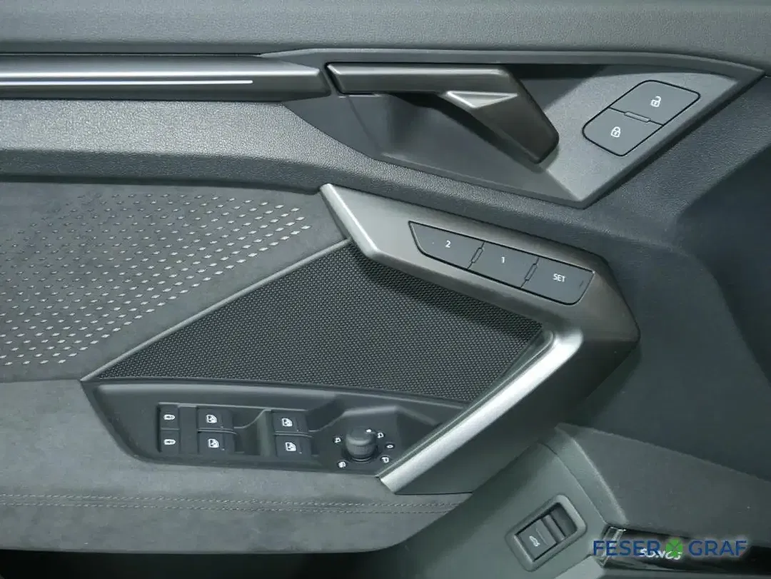 Audi RS3 - Thumbnail 6