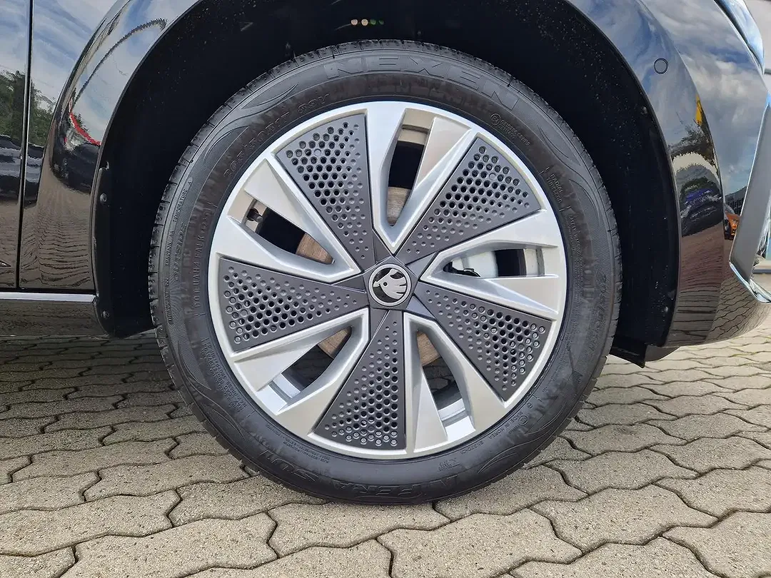 Skoda Scala - Thumbnail 10
