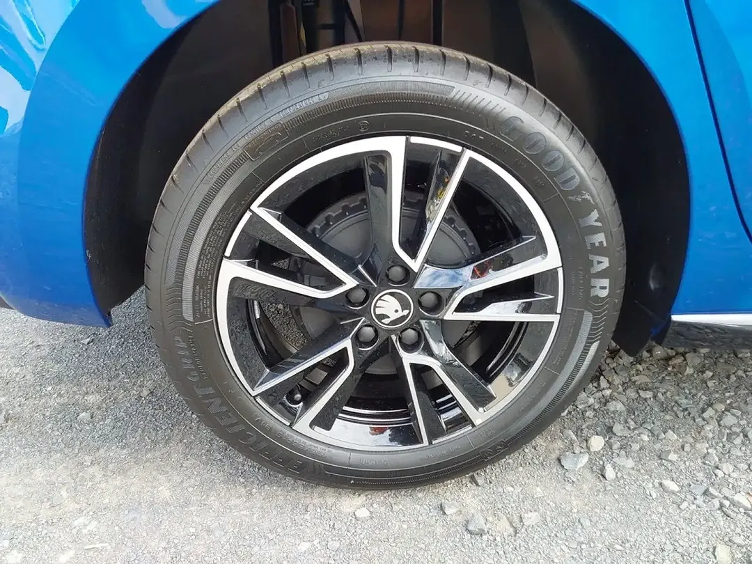 Skoda Fabia - Thumbnail 9
