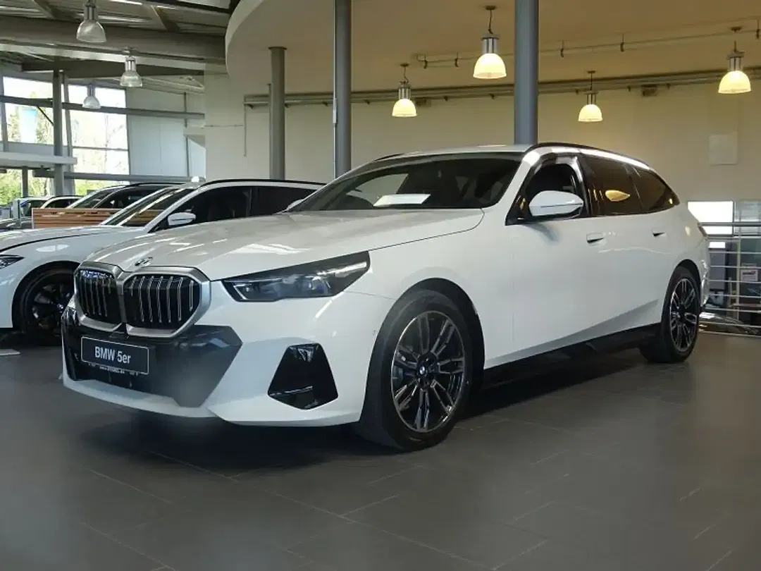 BMW 520 - Thumbnail 2