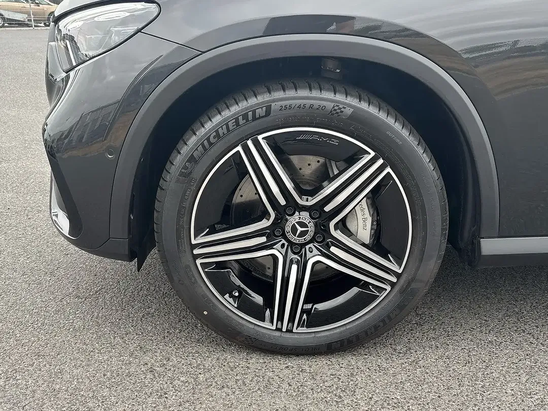 Mercedes-Benz GLC 220 - Thumbnail 7