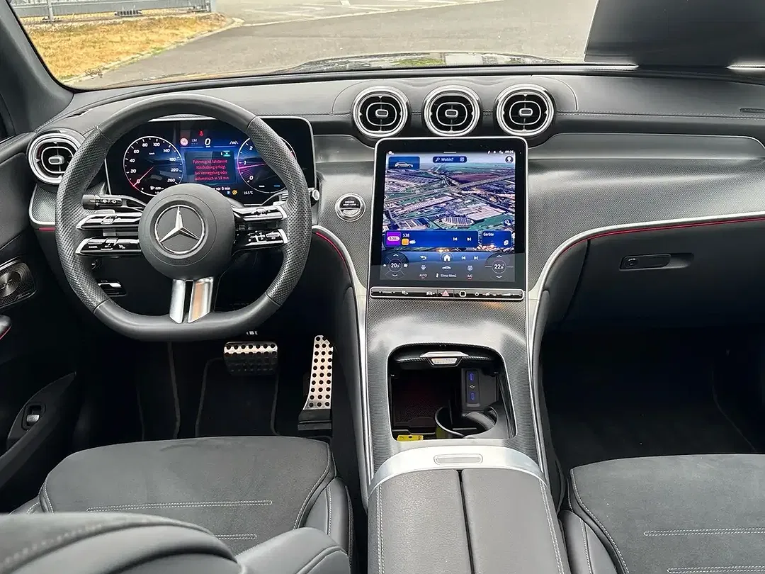 Mercedes-Benz GLC 220 - Thumbnail 8
