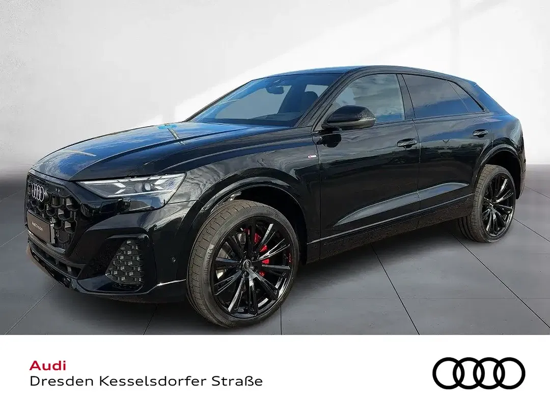Audi Q8 - Thumbnail 1