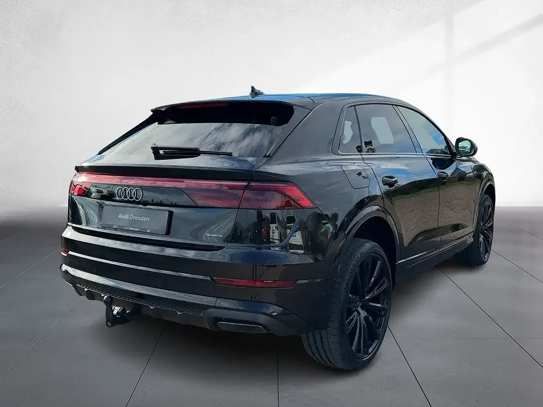 Audi Q8 - Thumbnail 3