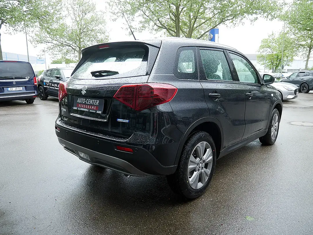 Suzuki Vitara - Thumbnail 5