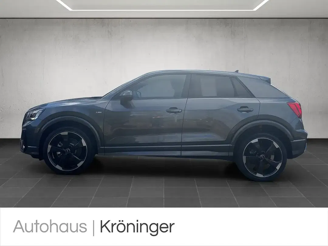Audi Q2 - Thumbnail 3