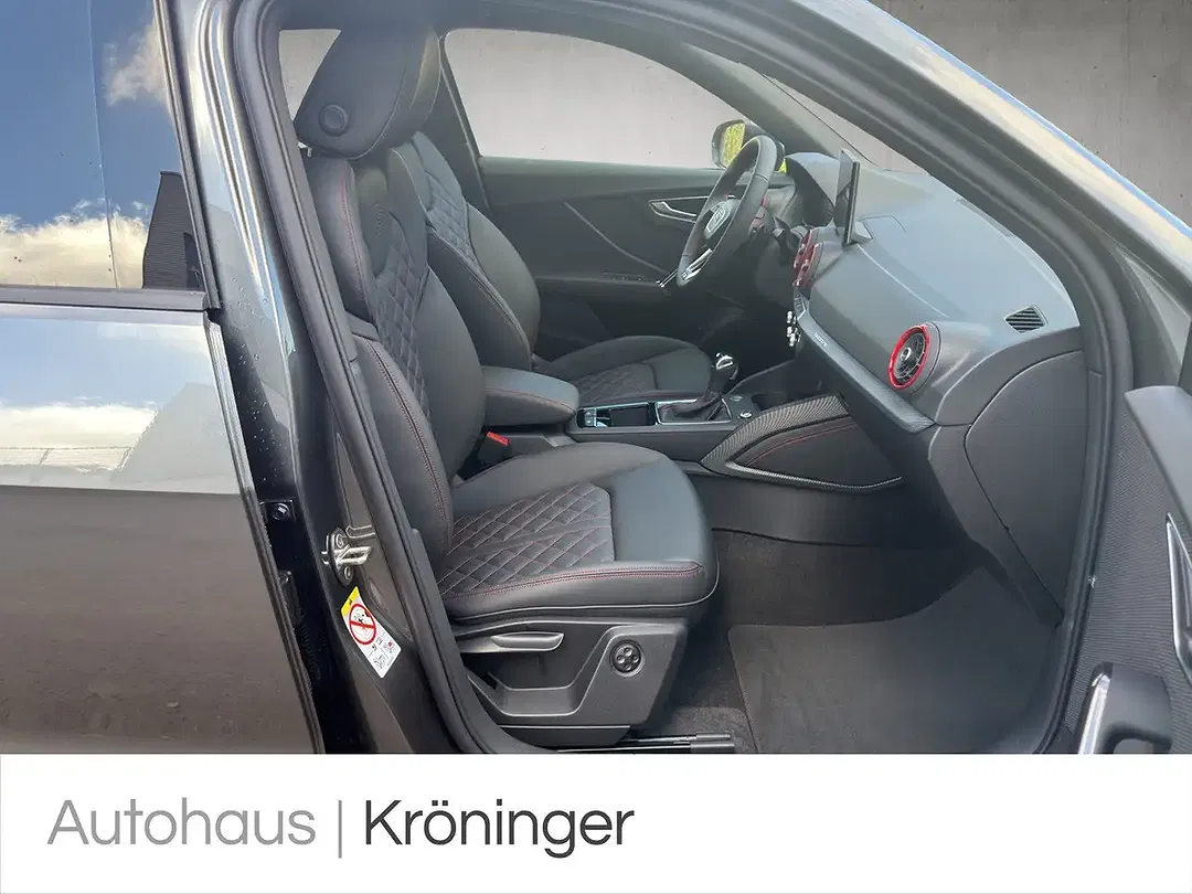 Audi Q2 - Thumbnail 9