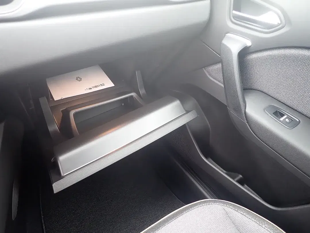 Renault Captur - Thumbnail 14