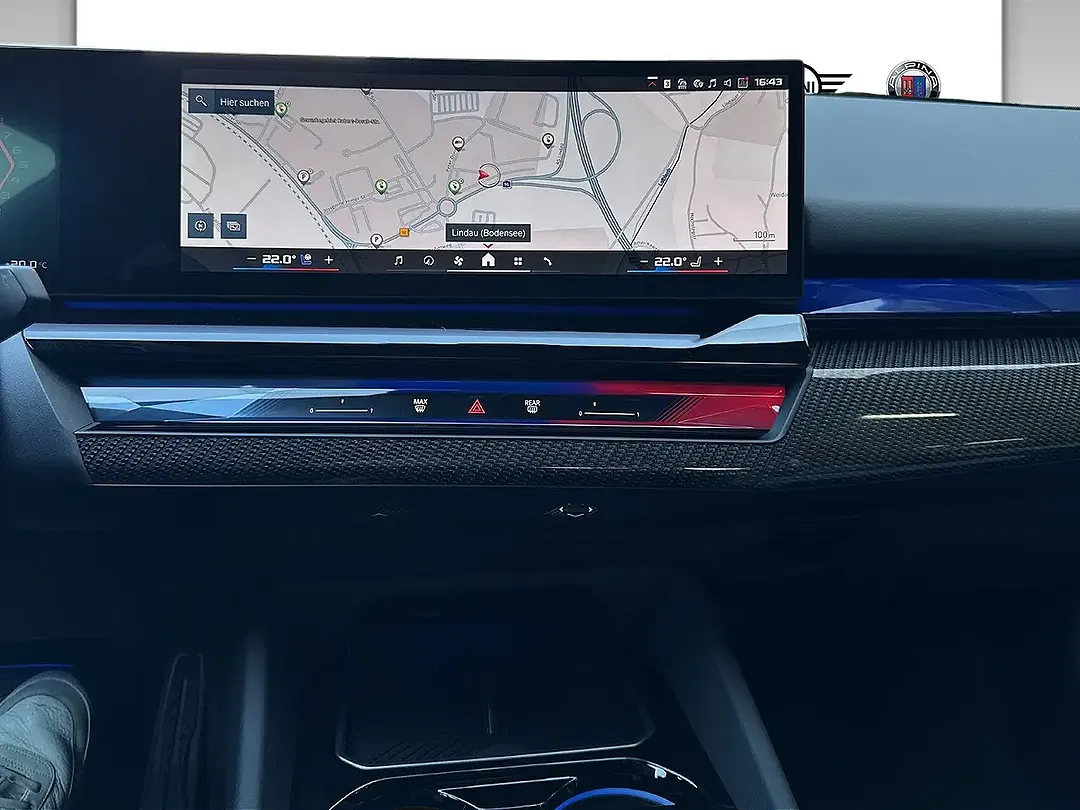BMW M5 - Thumbnail 8