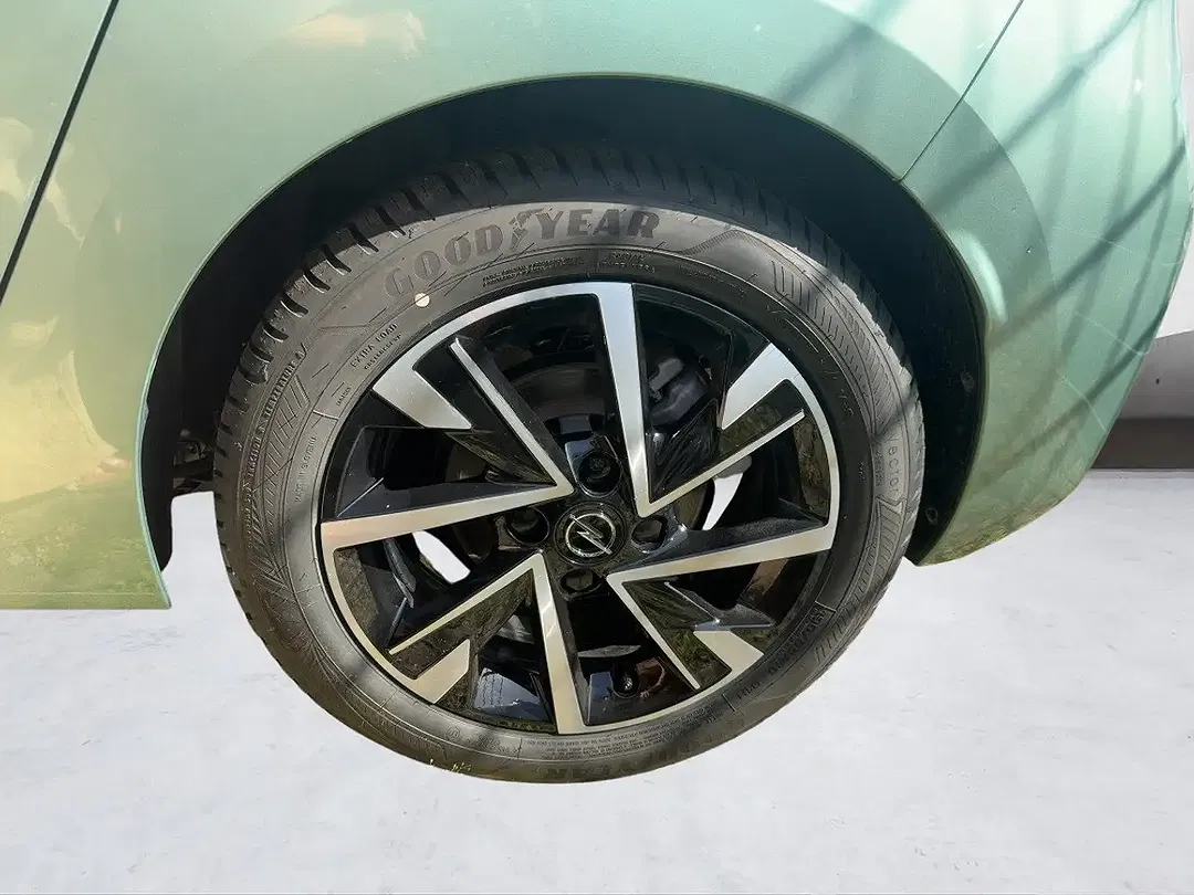 Opel Corsa - Thumbnail 11