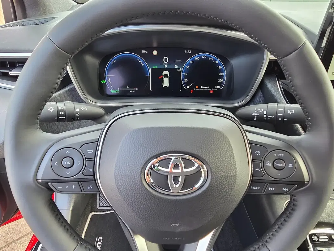 Toyota Corolla - Thumbnail 10