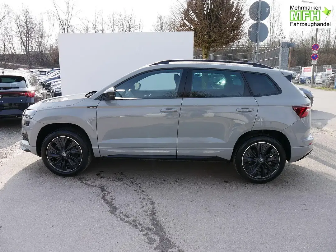 Skoda Karoq - Thumbnail 4