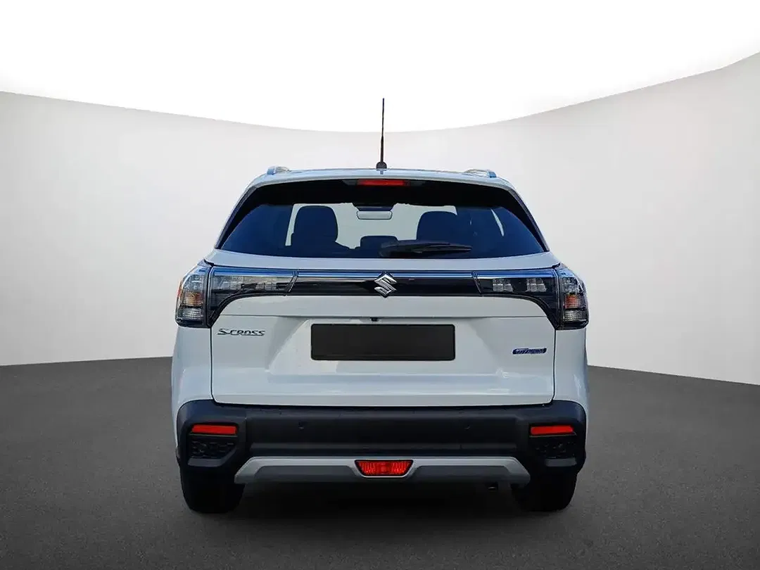 Suzuki SX4 S-Cross - Thumbnail 3