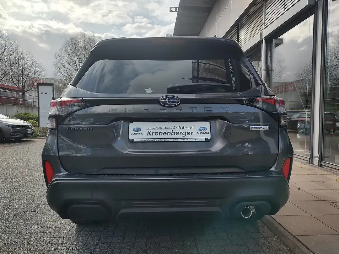 Subaru Forester - Thumbnail 4