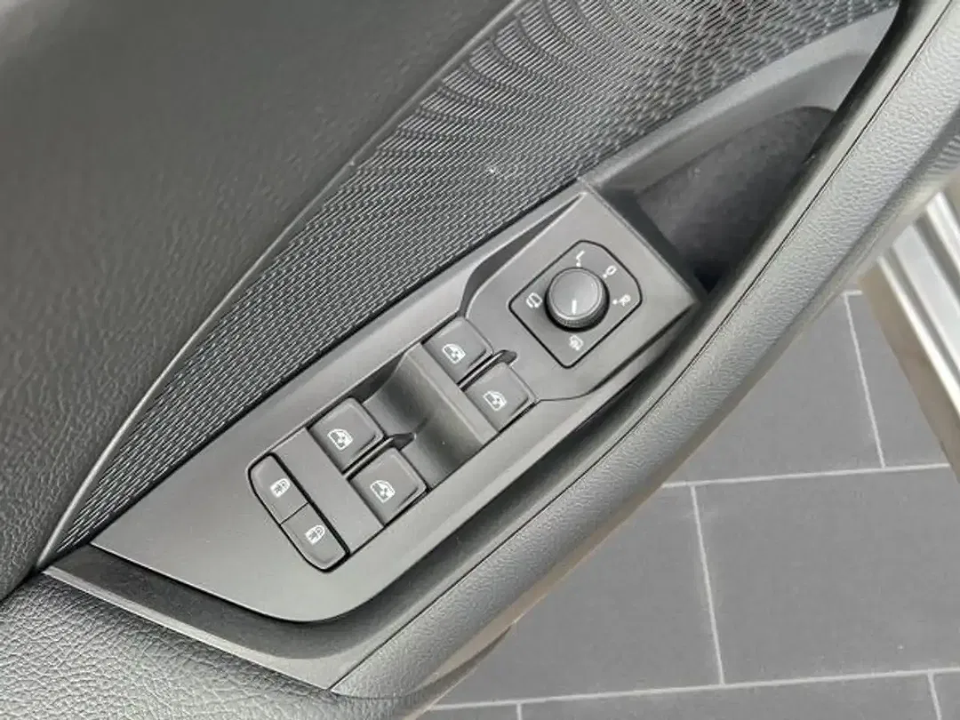 Skoda Octavia - Thumbnail 13