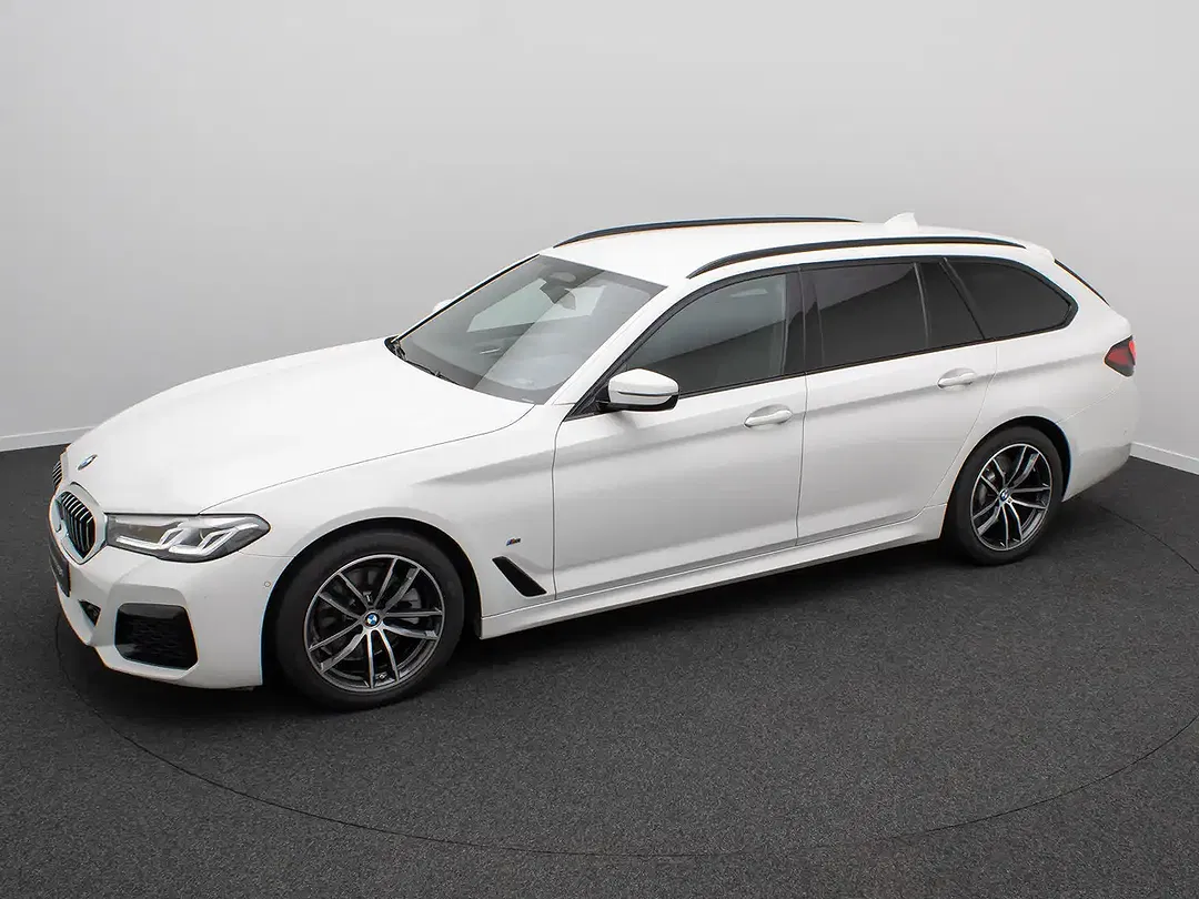 BMW 520 - Thumbnail 12