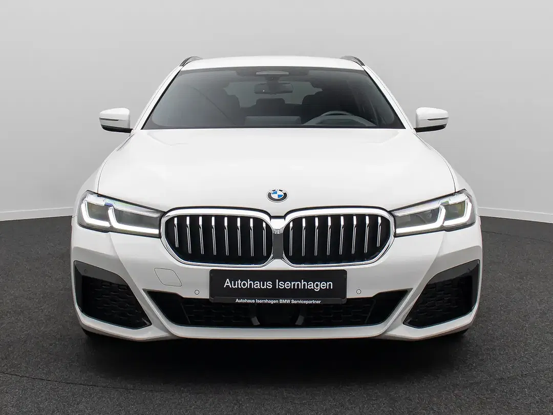 BMW 520 - Thumbnail 2