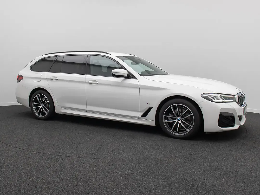 BMW 520 - Thumbnail 4
