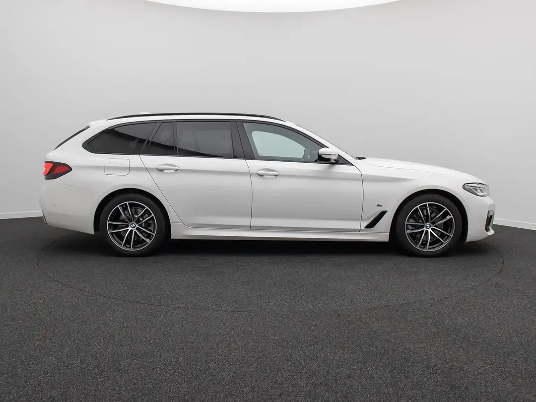 BMW 520 - Thumbnail 5